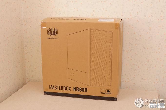 电脑机箱：高性能硬件的理想承载与散热艺术