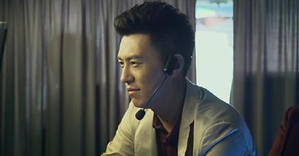 还在寻找刺激的休闲对战?球球大作战旧版》带你重返热血赛场!